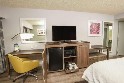 Hampton Inn By Hilton Jacksonville East Regency Square image 12