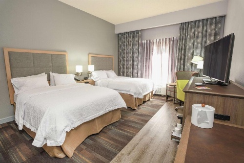 Hampton Inn By Hilton Jacksonville East Regency Square image 5